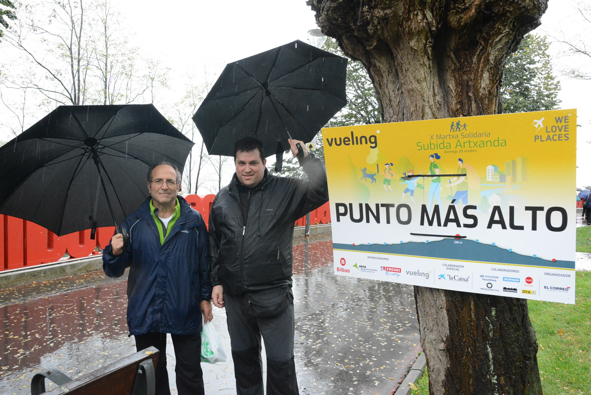 Foto 33 de la avituallamiento y mirador - Galería de la Subida a Artxanda 2019